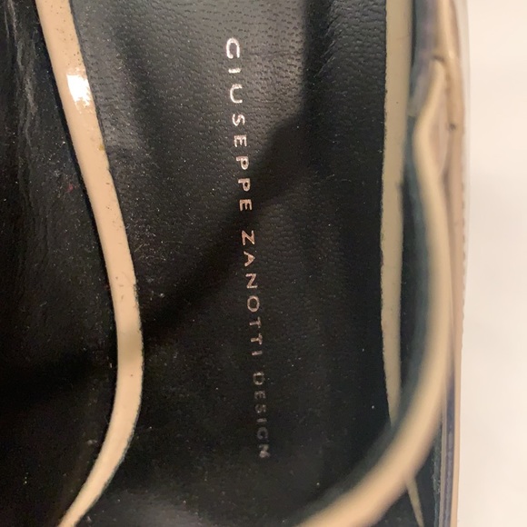 GIUSEPPE ZANOTTI nude pointed toe pumps with ankle t-strap size 40 - Picture 8 of 8